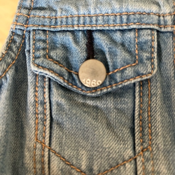 BabyGap Light Wash Denim 1969 Vest Girl Toddler 3 years - Picture 7 of 8